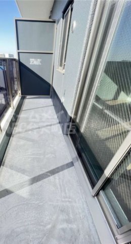拡大写真:プレサンスNEO九条ディアシス 4階403のバルコニー