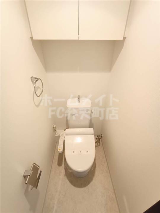 拡大写真:エステムコート難波WEST-SIDEⅡベイフレックス 3階302のトイレもきれいです