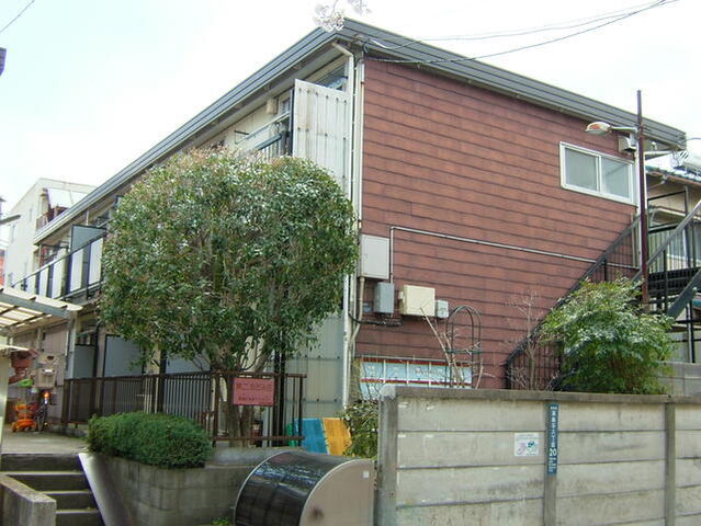 第二あざみ荘の外観