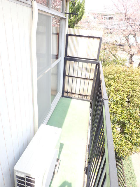 拡大写真:第二あざみ荘 2階20のバルコニー