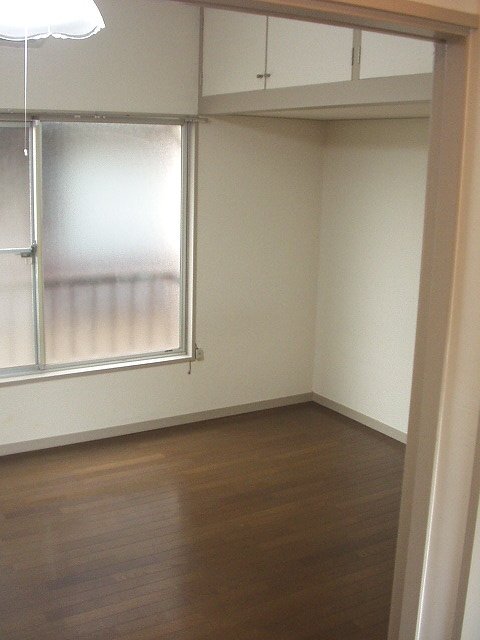 拡大写真:スモラート 2階202の居間
