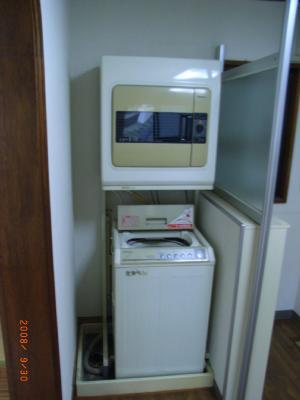 拡大写真:柊ビル 3階30の洗濯機&乾燥機