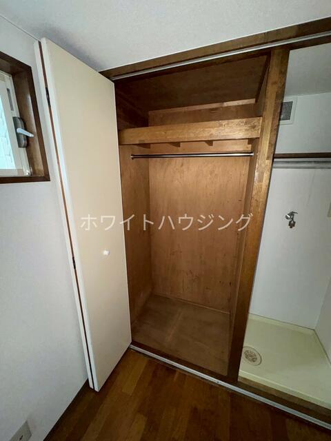 拡大写真:フォーラムイレブン 1階101の収納