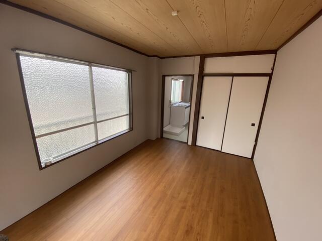 拡大写真:セーヌハイツ 2階205の居間