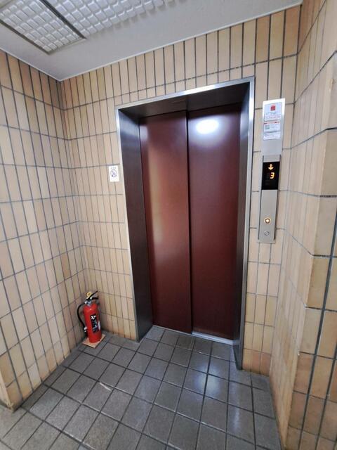 拡大写真:ライオンズマンション文京第3 2階205のその他共有部分
