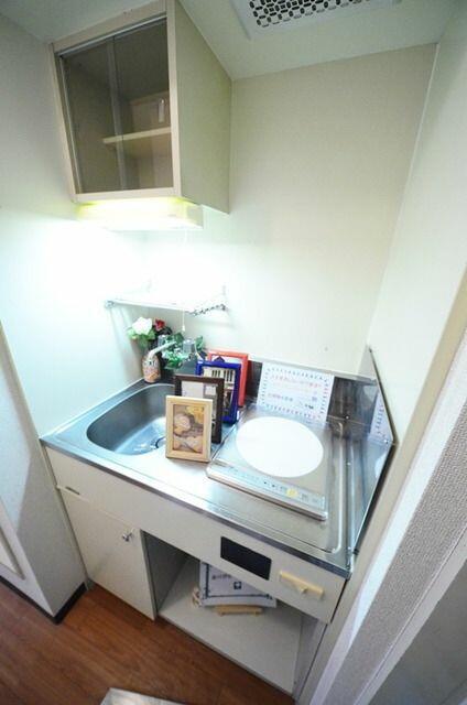 拡大写真:杉並区上高井戸3丁目 3階30の★お掃除簡単IHキッチン★