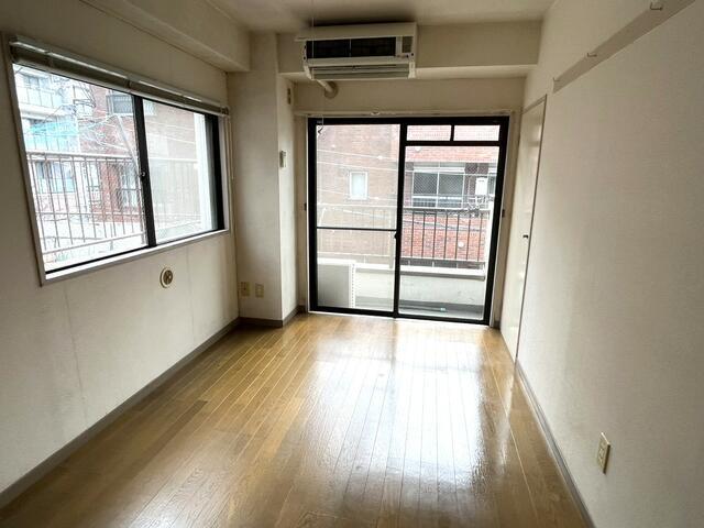 拡大写真:メゾンタカクラ 3階3Cの居間