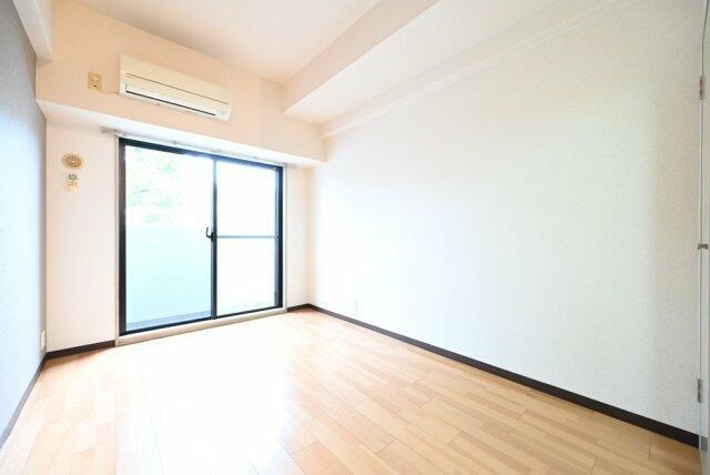 拡大写真:リバティヒルズ中野江原 2Fの居間