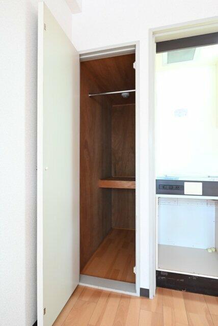 拡大写真:リバティヒルズ中野江原 2Fのクローゼット