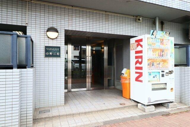 拡大写真:リバティヒルズ中野江原 2Fのエントランス