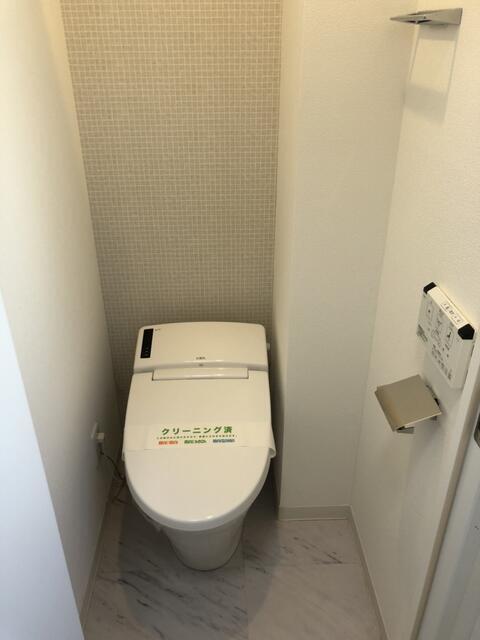 拡大写真:渋谷区笹塚3丁目 2階102のトイレ