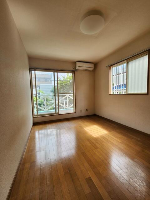 拡大写真:世田谷区奥沢1丁目 2階205の居間