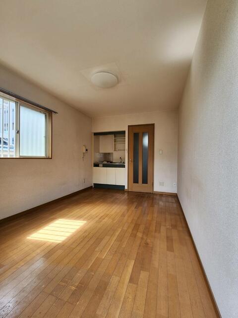 拡大写真:世田谷区奥沢1丁目 2階205の居間