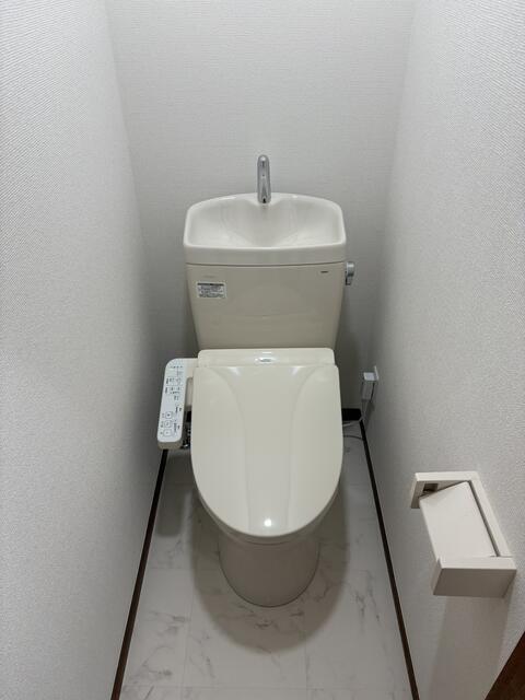 拡大写真:江戸川区篠崎町5丁目 1階105のトイレ