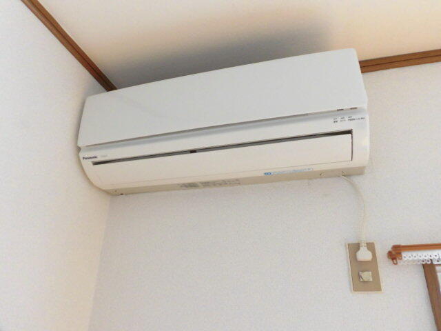 拡大写真:葛飾区高砂5丁目 2階203のエアコン