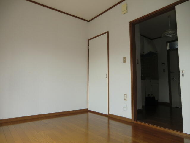 拡大写真:葛飾区高砂5丁目 2階203の居間