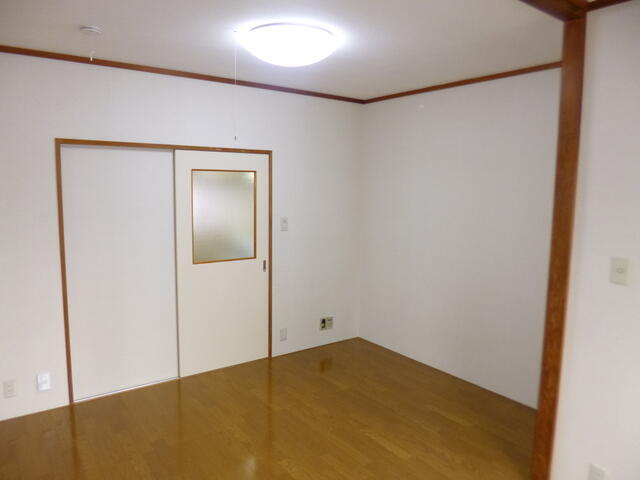 拡大写真:新宿区高田馬場4丁目 3階303の居間