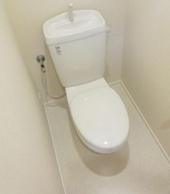 拡大写真:川崎市高津区諏訪3丁目 1階105のトイレ