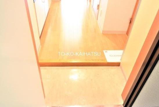 拡大写真:川崎市高津区末長4丁目 2階201の玄関