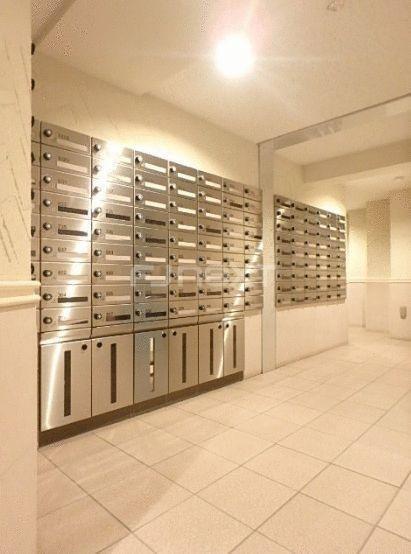拡大写真:横浜市港北区新横浜3丁目 3階325のエントランス
