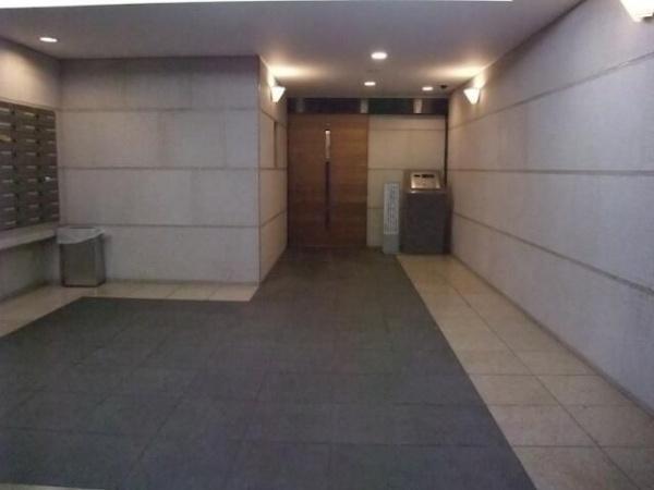 拡大写真:世田谷区下馬6丁目 7階701のエントランス