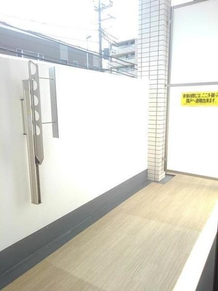 拡大写真:川崎市高津区上作延1丁目 2階203のバルコニー