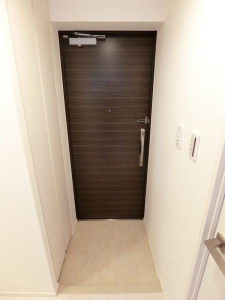 拡大写真:川崎市高津区末長4丁目 1階102の玄関