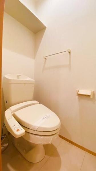 拡大写真:川崎市川崎区出来野 1階102のトイレ