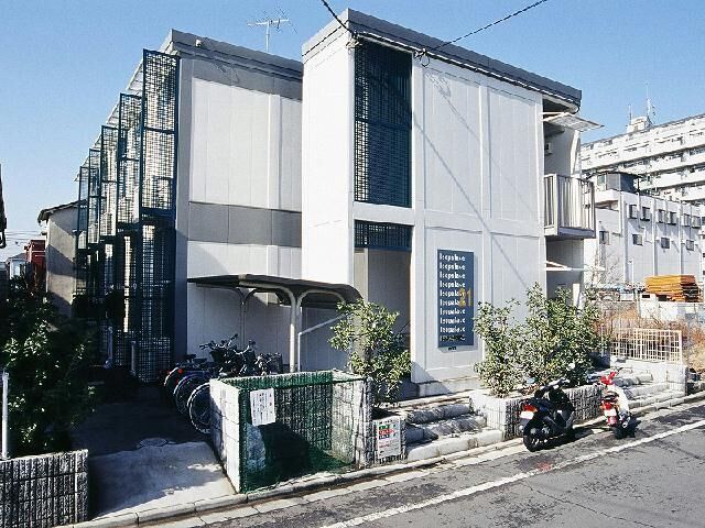 レオパレス富士 の外観