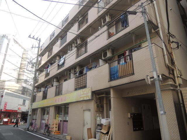 写真:葛飾区新小岩2丁目の外観