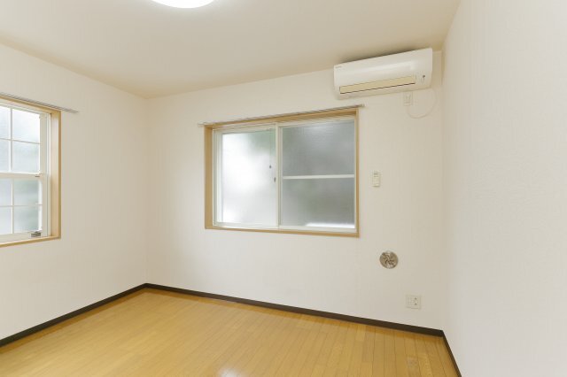 拡大写真：リリックコート翔　 1階101の洋室