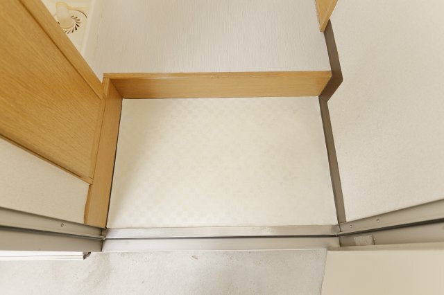 拡大写真：リリックコート翔　 1階101の玄関