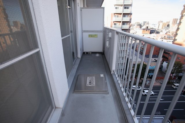 拡大写真：スカイフォーラム小岩　 9階902のバルコニー