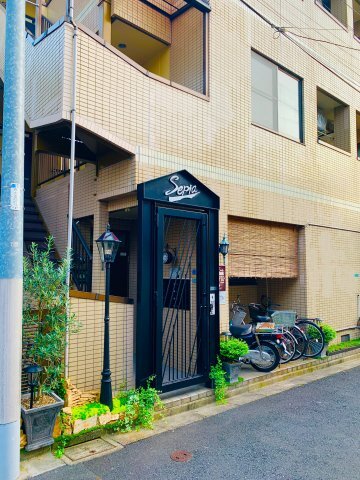 拡大写真:SEPIAゼロ賃貸 3階301(のエントランス