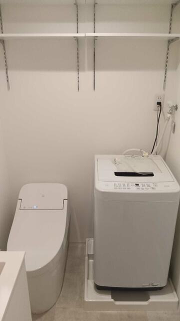 拡大写真:フィオーレ金町Ⅱ 4階402のトイレ