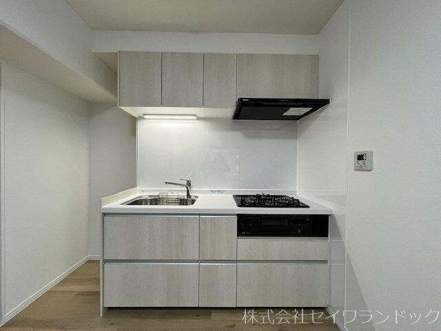 拡大写真:DsVARIE亀有レジデンス 2階202のキッチン
