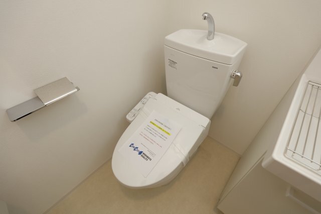 拡大写真:アトリオフラッツ新小岩 4階401のトイレ