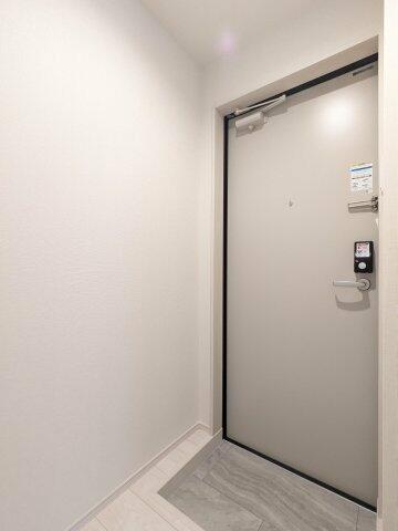 拡大写真:ハーモニーテラス上篠崎Ⅱ 2階201の玄関