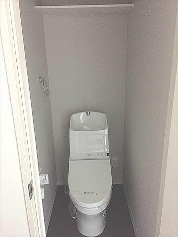 拡大写真：シュテルン新小岩　 2階202のトイレ