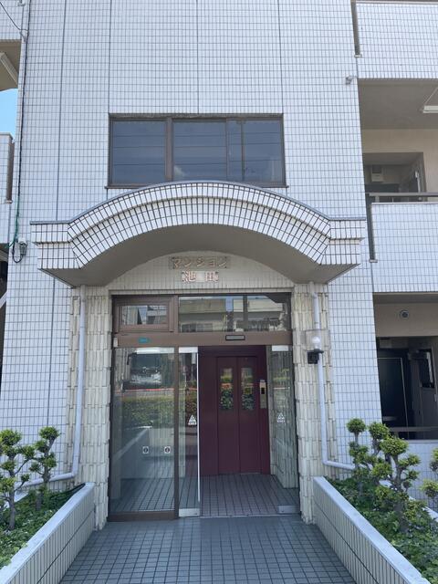 拡大写真:マンション池田 4階403のエントランス