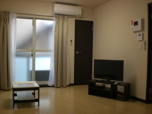拡大写真:レオネクストボヌールY 1階101の居間