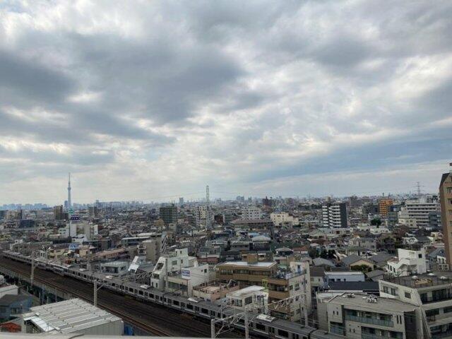 拡大写真:プラウドタワー小岩ファースト 8階818のバルコニー