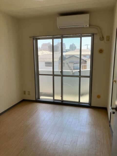拡大写真:KODAヒルズ東新小岩 3階302の別号室参考写真
