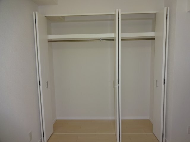 拡大写真:リファイズ小岩 3階303の収納