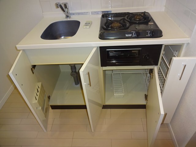 拡大写真:リファイズ小岩 3階303のキッチン