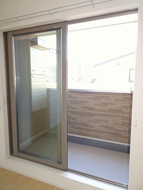 拡大写真:江戸川区篠崎町1丁目 3階302のバルコニー