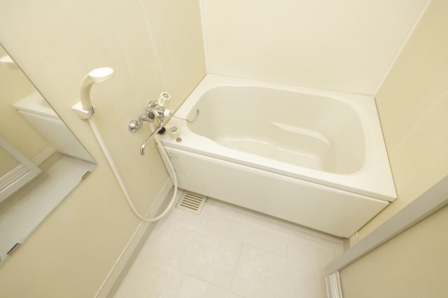 拡大写真:ラメゾン2 2階210の風呂