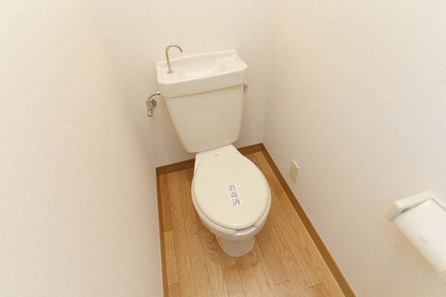 拡大写真:パークハイツ 2階201のトイレ