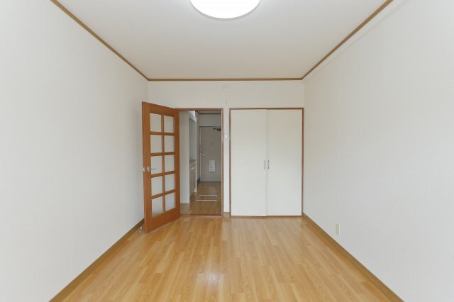 拡大写真:パークハイツ 2階201の居間