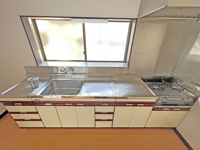 拡大写真:KK貸家 1階1のキッチン